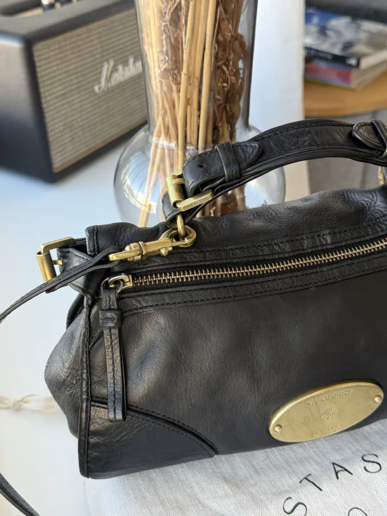Mulberry Mini Taylor crossbody skuldertaske i sort Soft Matte læder