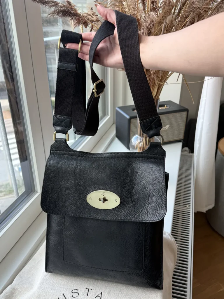 Mulberry Large Antony Crossbody & Messenger Skuldertaske i sort Natural Leather